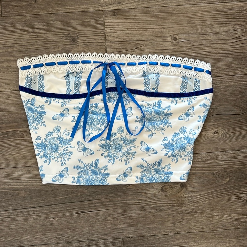 blue tube top